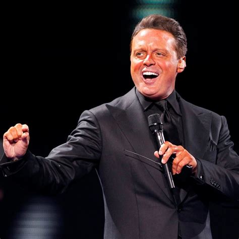 luis miguel age and net worth